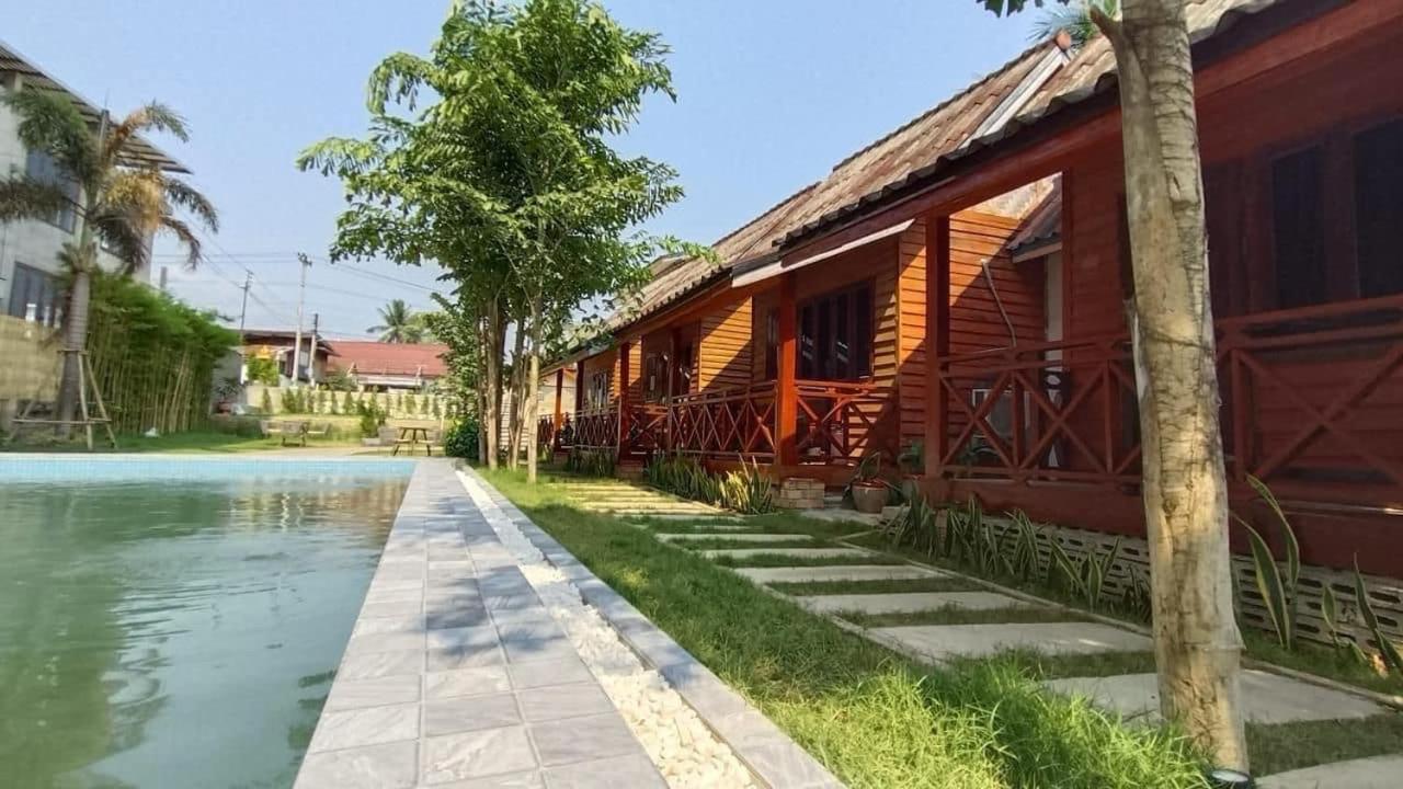 Vang Vieng Bungalows Dış mekan fotoğraf